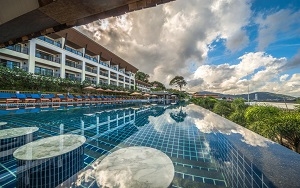 هتل سنتارا بلو مارین ، پوکت  Centara Blue Marine Resort & Spa Phuket